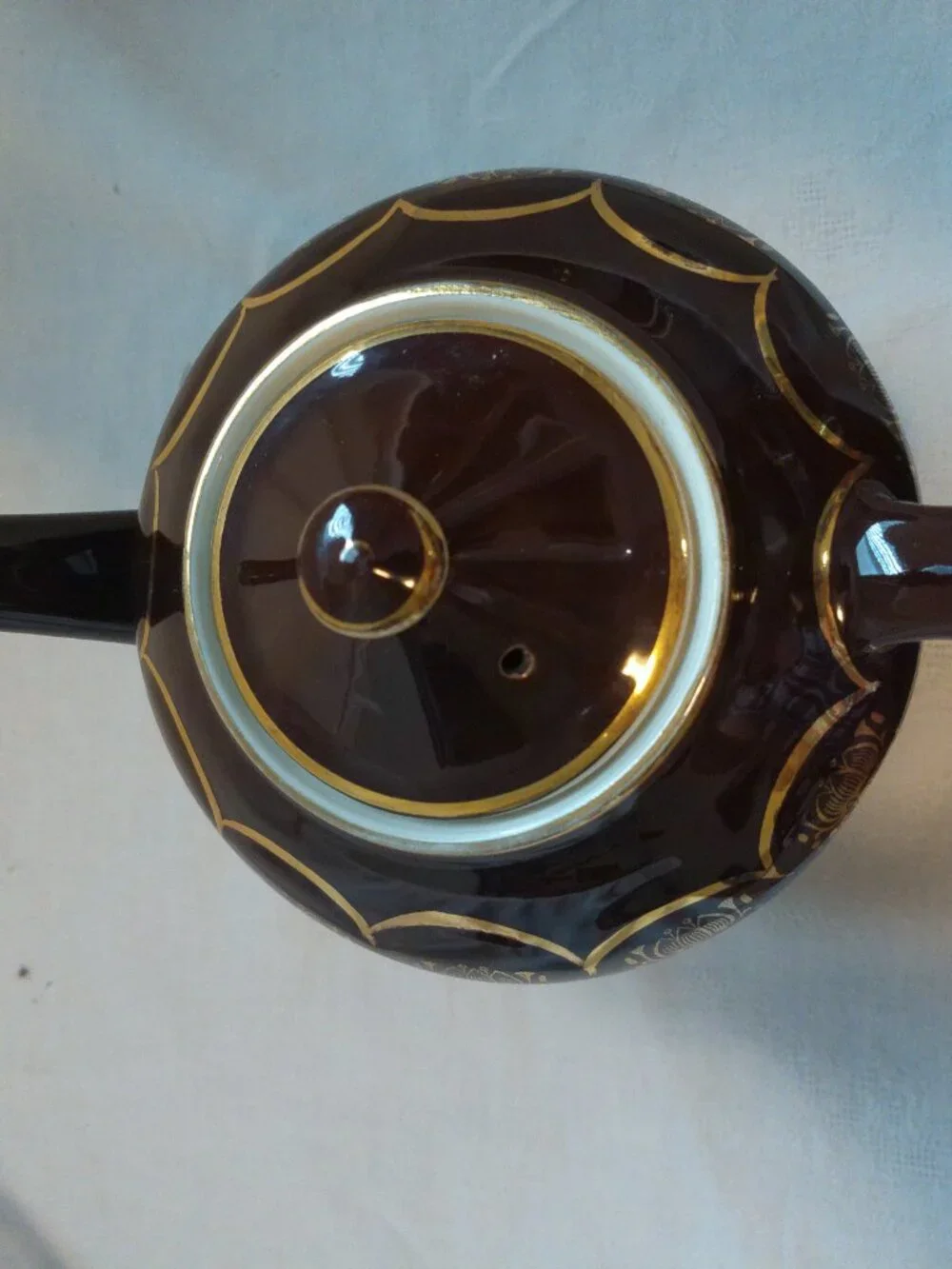 Hall Teapot Vintage Brown with Gold